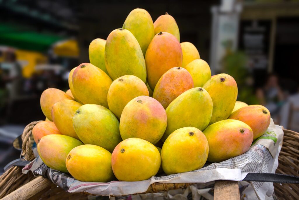 Astounding-Mens-Medical-advantages-of-Eating-Mango